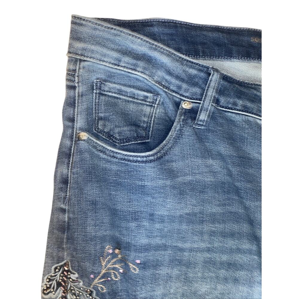 Embellished Embroidered Chico’s NWT Women’s Jeans Wide Leg Size 4R / US 20R - Picture 5 of 13